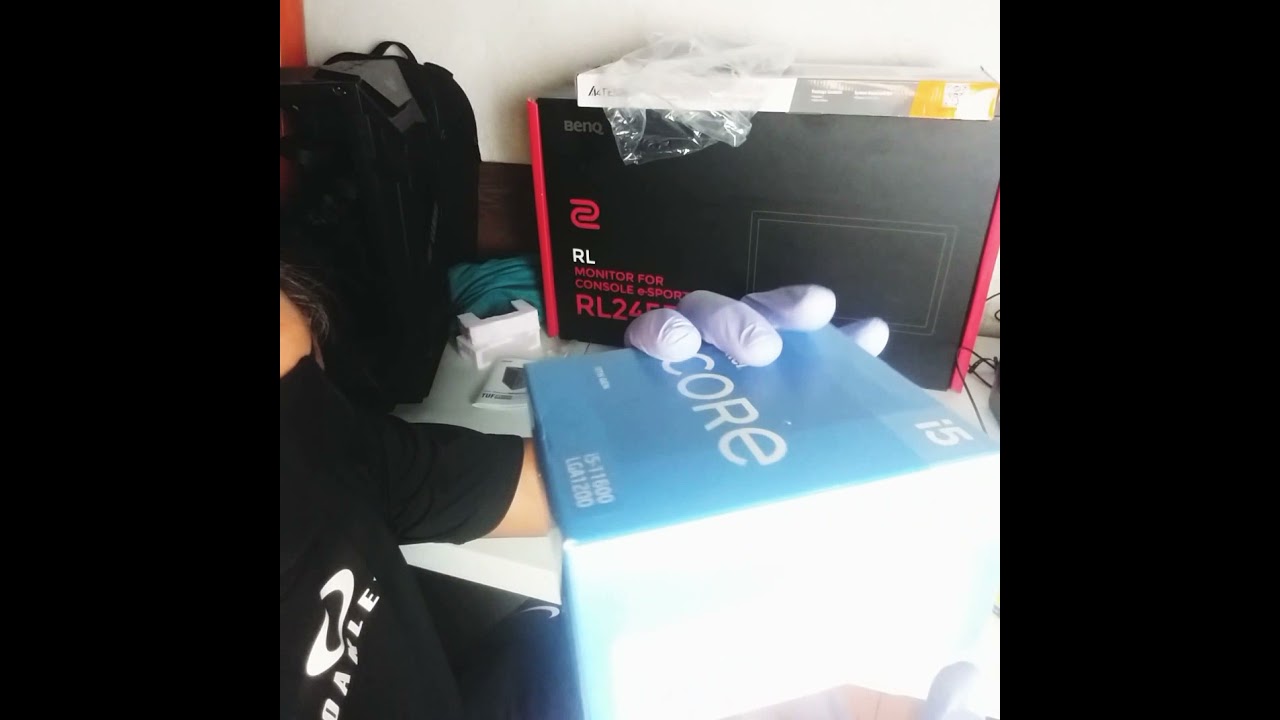 #intel #rocketlake #corei5        Unboxing Intel Core i5 11600 11th Gen (12M Cache, up to 4.80 GHz)