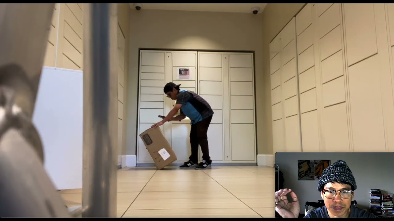 Доставка Amazon Driver Locker Hub &mdash; огромный жилой комплекс