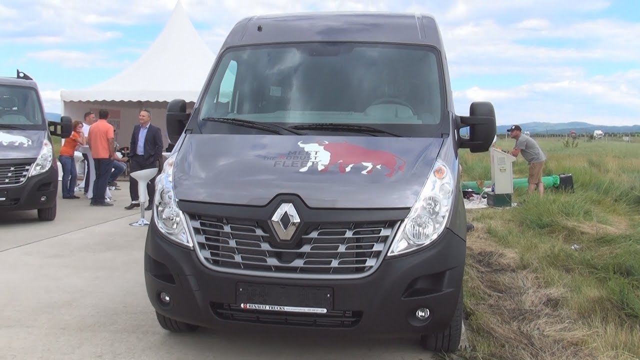 Renault Master ENERGY dCi 165 Panel Van (2016) Exterior and Interior