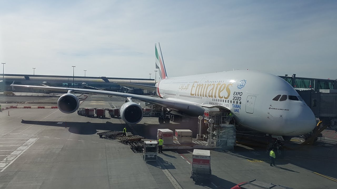 TRIPREPORT / Emirates - Economy / Prague→Dubai / Airbus A380