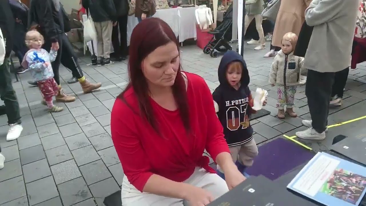 street Piano Neubaugasse 😍