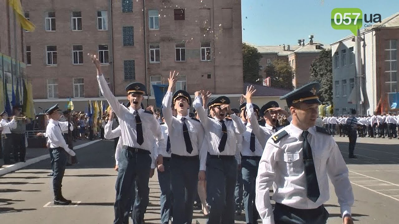 ХНУВС выпустил более 100 офицеров