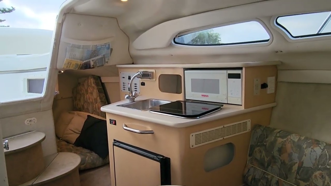Bayliner 2455 - Video 1 of 1