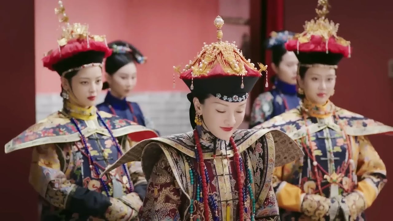 嘉妃以為自己上位成功合不攏嘴，哪料第2天傳來如懿被封為皇貴妃的消息，氣炸了！#周迅 #霍建華 #青櫻傳#中國電視劇