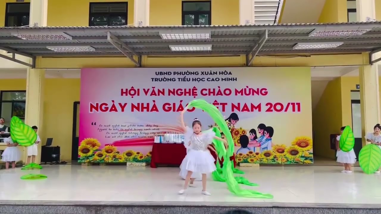 Mừng 20/11/2025 các e hs lớp 3a5 trường tiểu học cao minh-xuân hoà-phú thọ