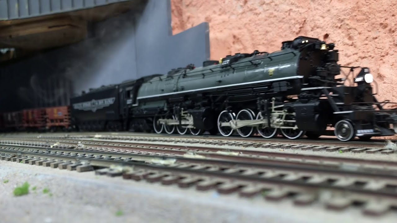 MTH HO Duluth Missabe & Iron Range Yellowstone