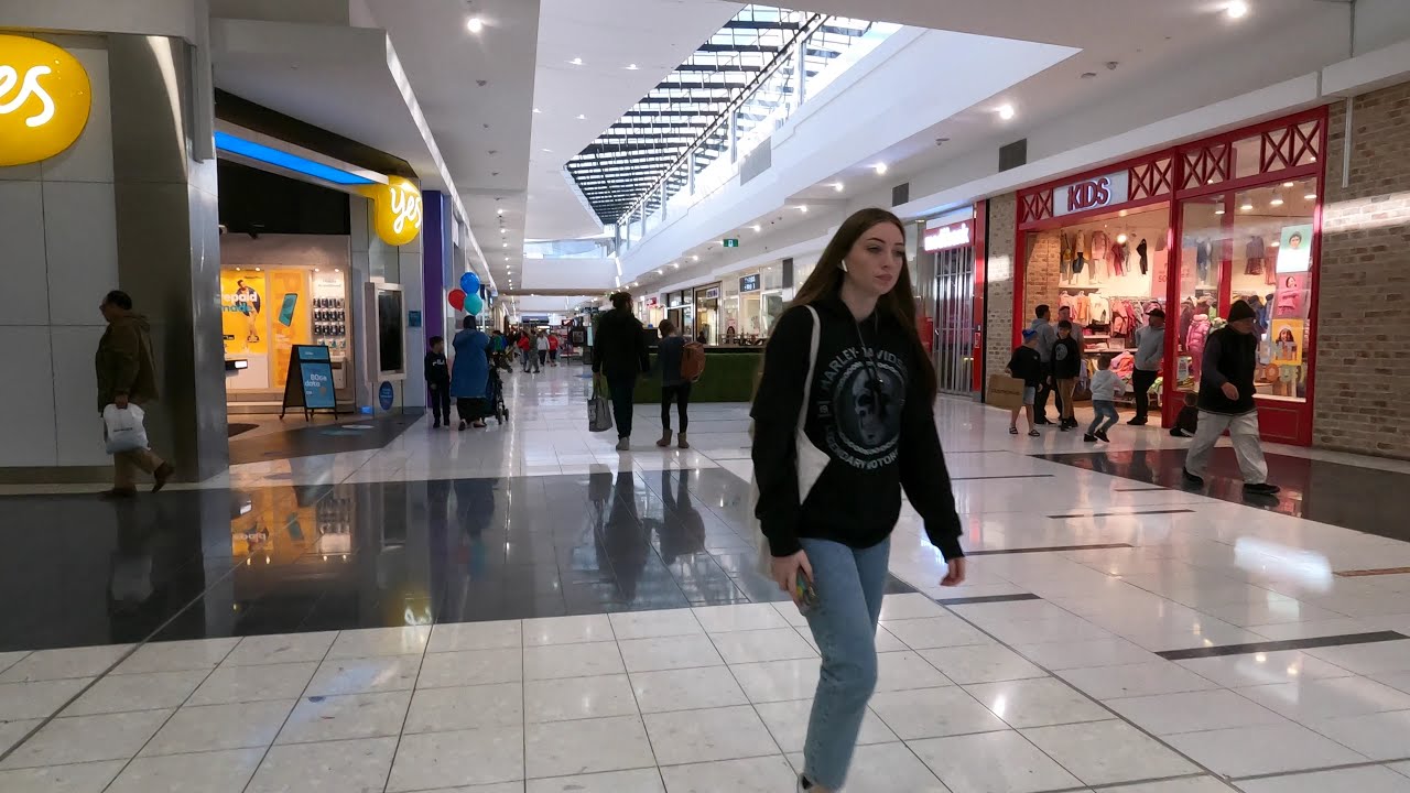 WATERGARDENS SHOPPING CENTRE TAYLORS LAKES MELBOURNE AUSTRALIA