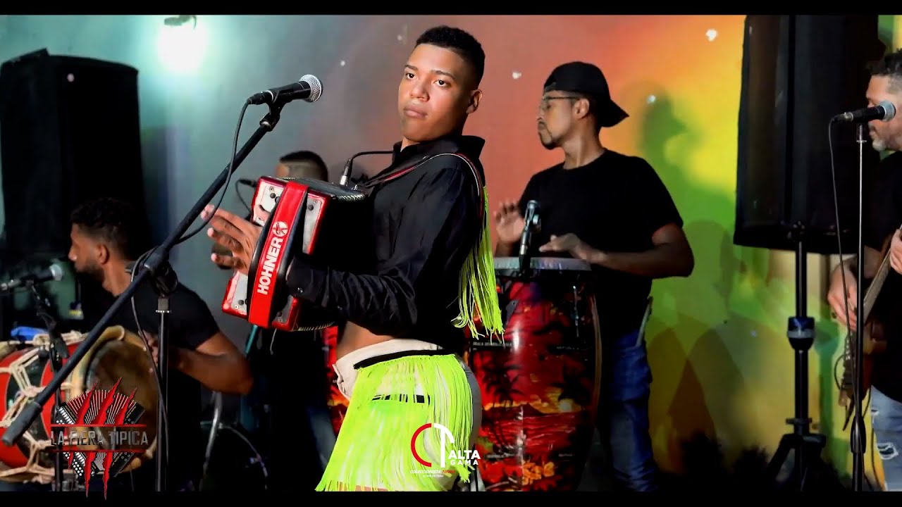 La Fiera T&iacute;pica - Mam&aacute; Mela (Video En Vivo)