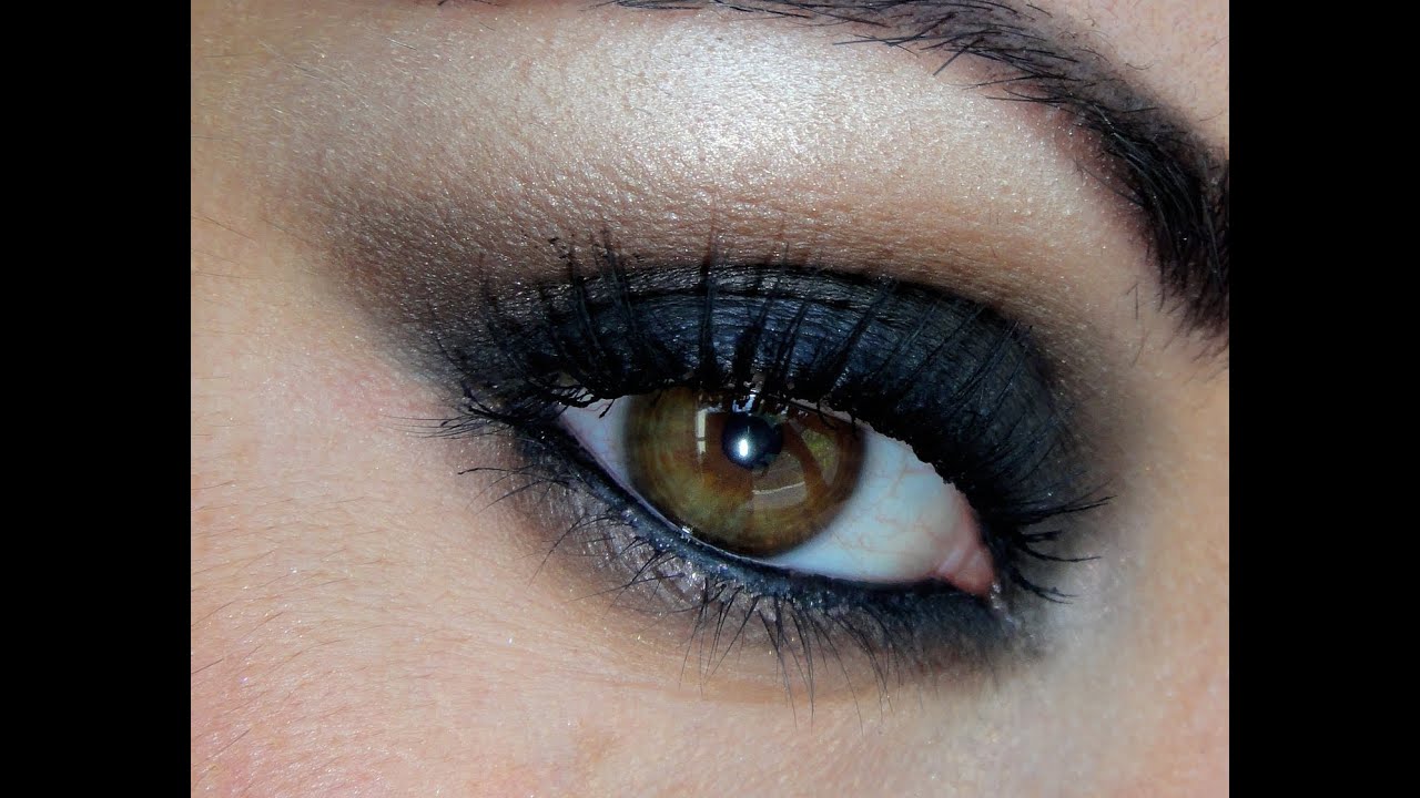 Tutorial 52: Dramatic Smoky Eyes - Kim Kardashian Inspired Make Up