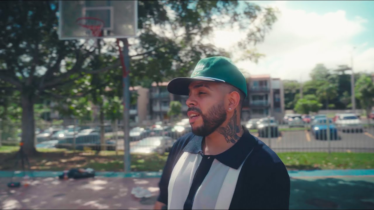 Kevin Paredes - Latina ( Official Video )