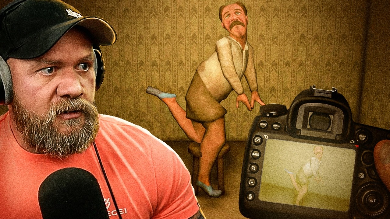 The Most NORMAL Customer At My HAUNTED Photo Studio… | PHOTOMALY