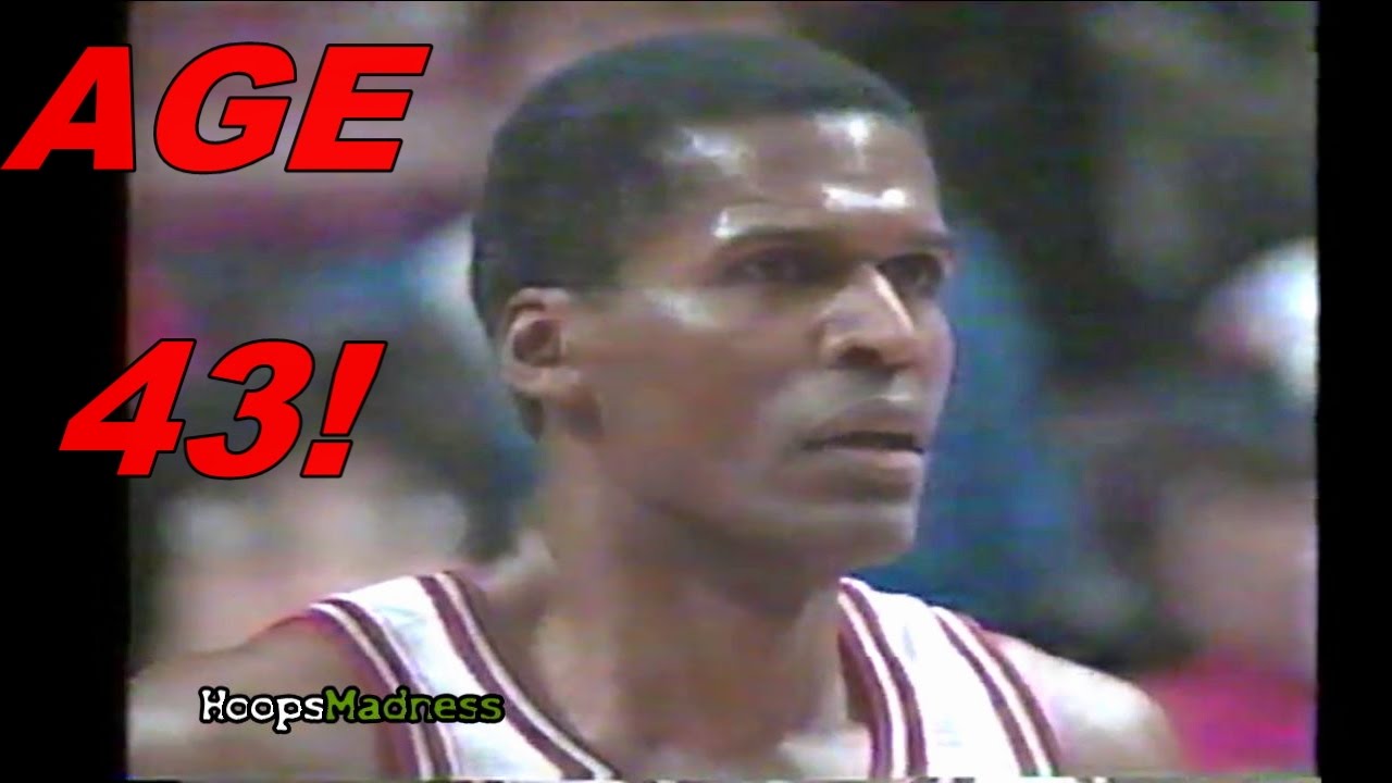 Robert Parish (Age 43) 5 Rebounds in 15 Seconds!
