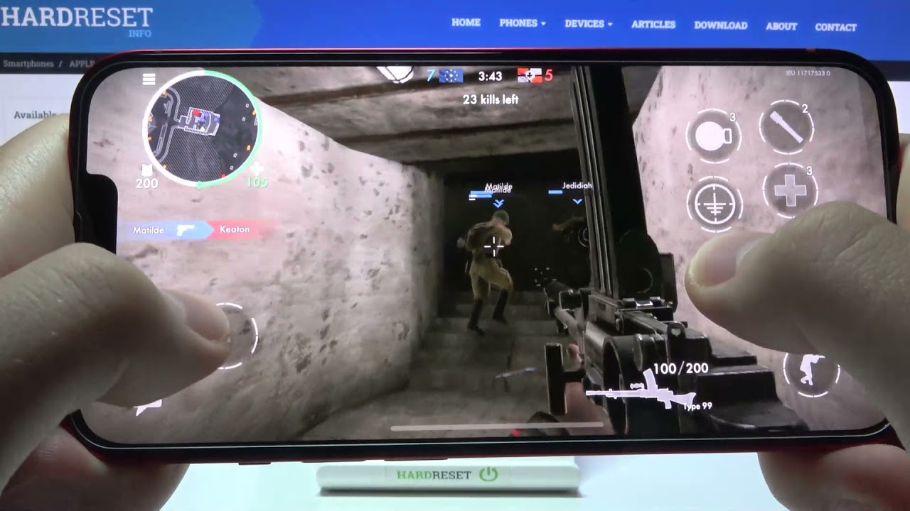 iPhone 13 - World War Heroes II | Game & Settings Review
