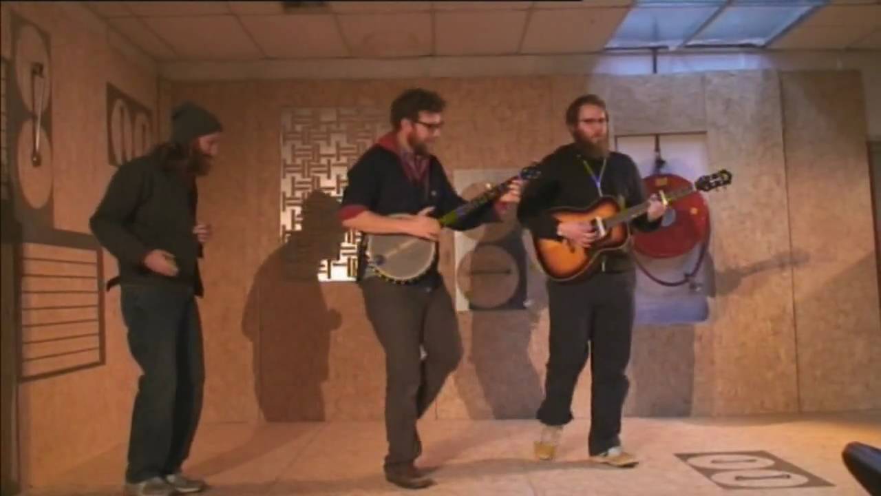 THE TALLEST MAN ON EARTH, JAW LESSON en MEGAFAUN @ fabrIQ Festival 7-3-2010. pt 1/2