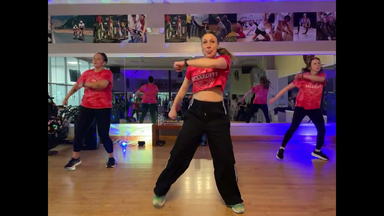 “Pica” Deorro, Elvis Crespo, Henry Fong MixxedFit dance fitness choreo