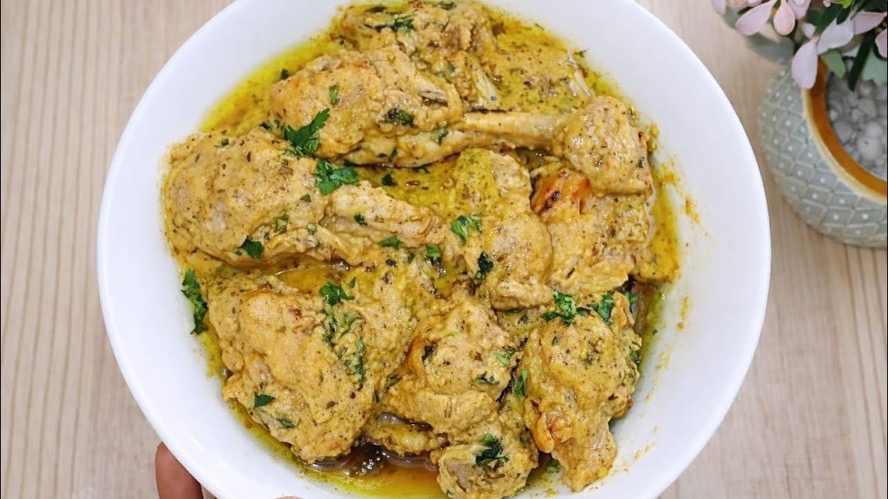 White chicken korma silky smooth gravy wala | Iftar special recipe | Yasmin food secrets 