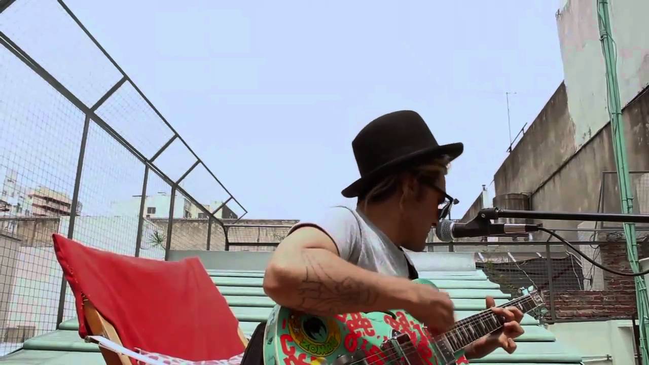 Boom Boom Kid en la terraza-  Balada de un original deficiente & BB Purrs