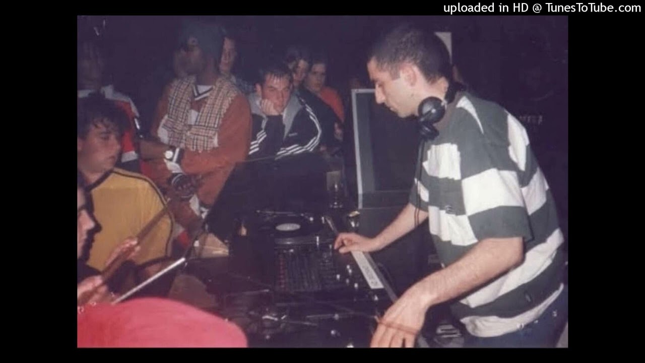 DJ Hype beat juggling Scottie at Paradise Club, AWOL November 1993