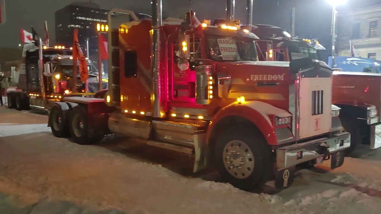 Trucker convoy - Winnipeg Feb 5 day 2 of protests