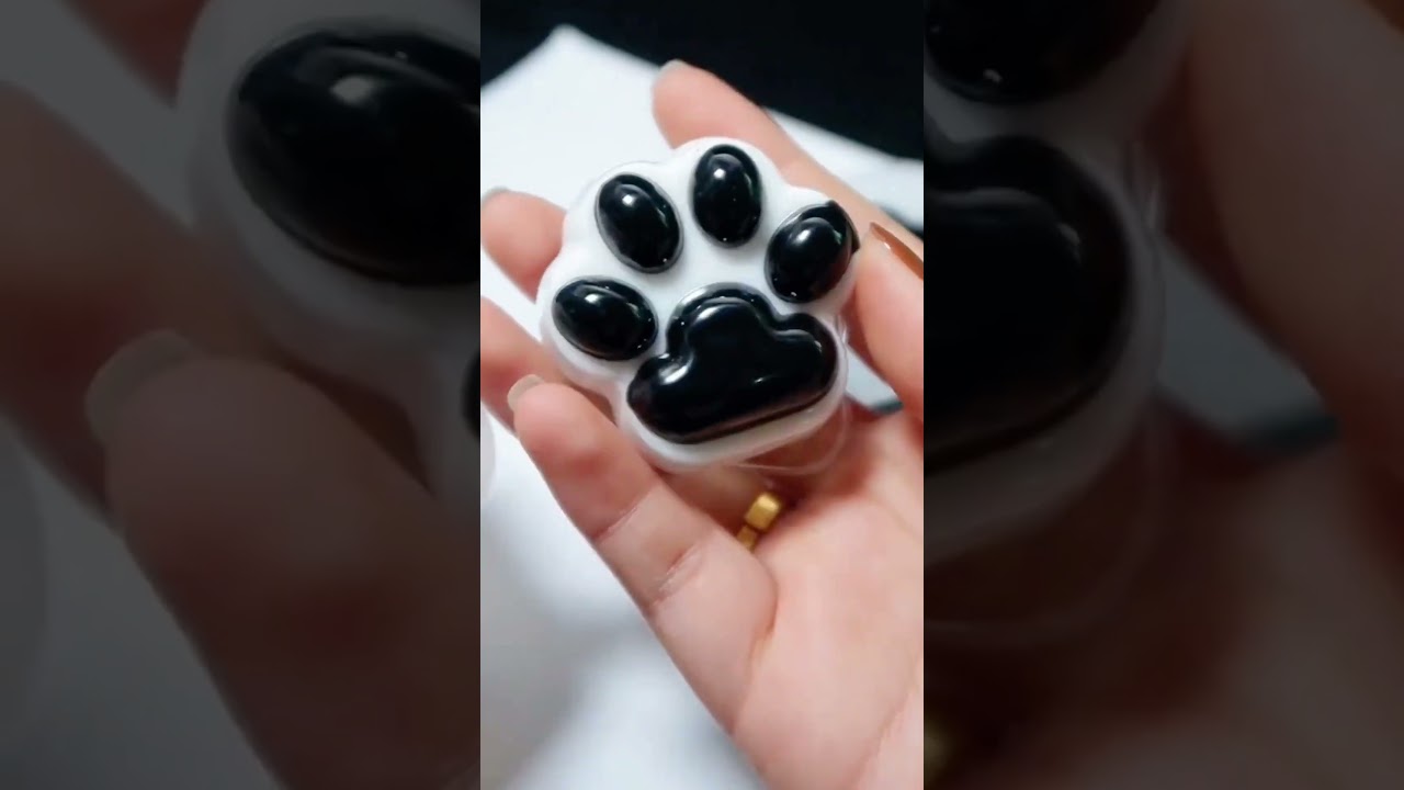 Resin cat claw #epoxy #resin #diy #resinart #diycrafts #resina #epoxyresin #christmas #resinartist