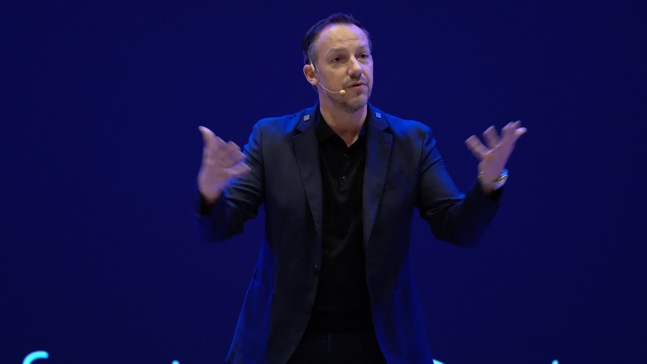 Смысл в работе | Д-р Корри Блок | Корри Джонн Блок | TEDxDe Montfort U Dubai