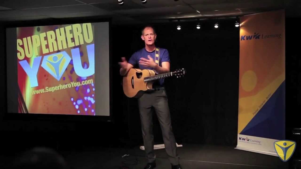 Mike Rayburn Performs 