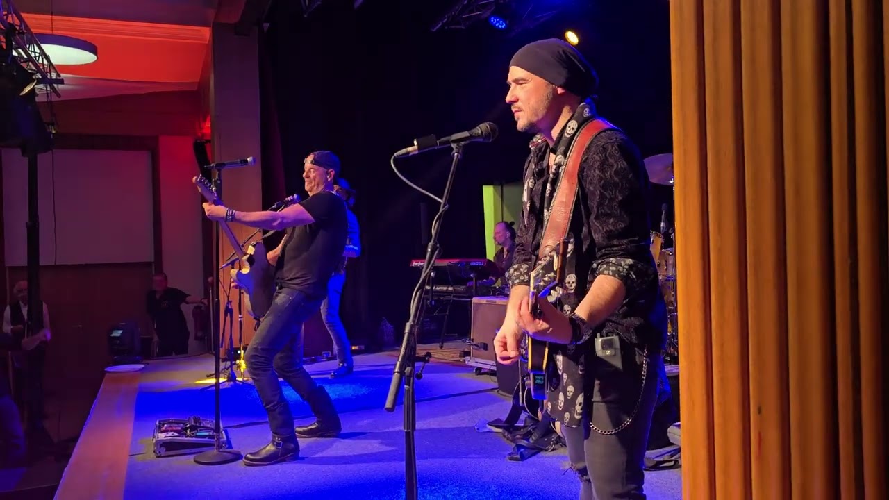 Bosstime Dancing in the Dark Konzert in Delligsen am 8.11.2025