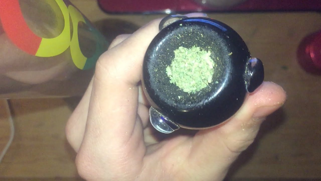 HOW TO PACK A BOWL FOR BEST TASTE!!! (BONG ONE HIT SNAP!!)