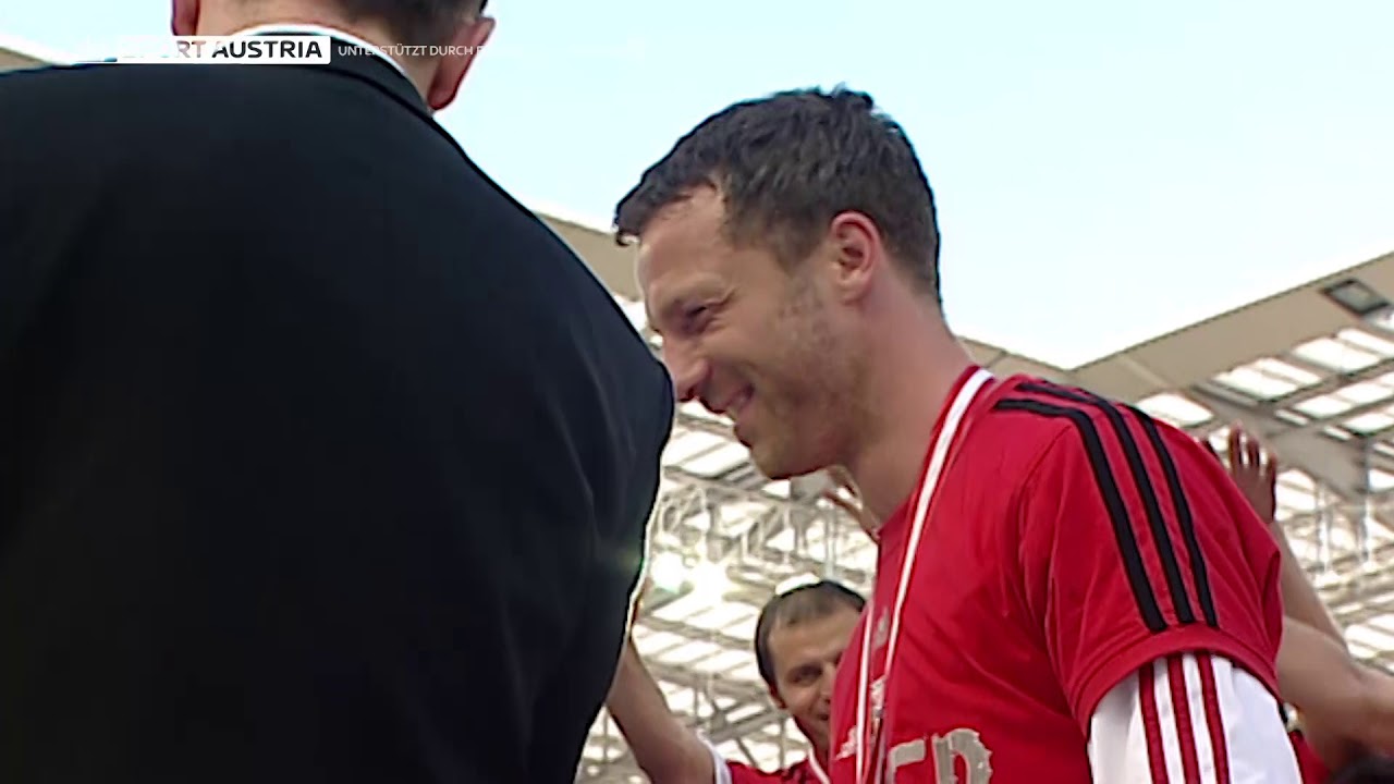 Red Bull Salzburg feiert den ersten Meistertitel (2007) | Rückpass - Der Blick ins Archiv