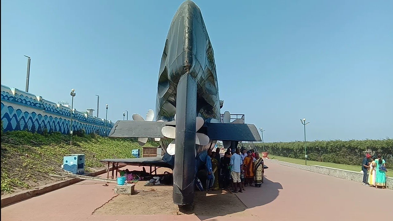 PANDUBBI (Submarine) KE ANDAR  DEKHIYE // Watch Inside View // VISAKHAPATNAM@Pradeeptablogger