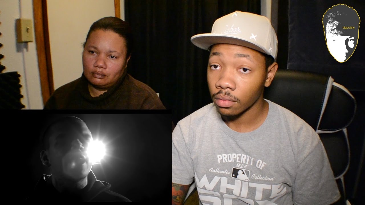 Mom reacts to Phora - My Story 🙏