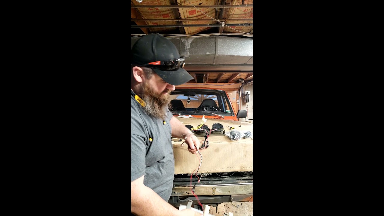 How to install Speedhut Gauges in Datsun 620? Part 2 of 3