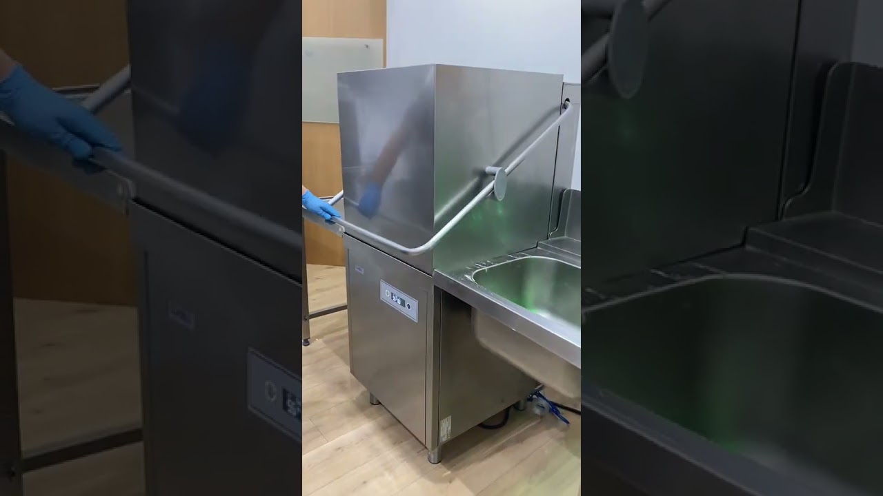 &iexcl;Platos limpios en 5 minutos! Lavavajillas industrial Classeq D9000 de Winterhalter