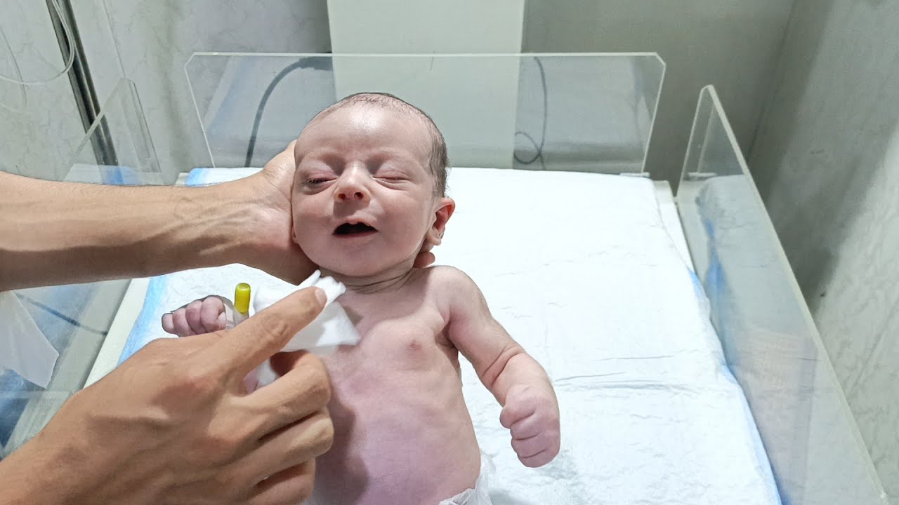 Tiny Fighter in NICU 💖 | Feeding a Brave MMC Baby with Love and Care