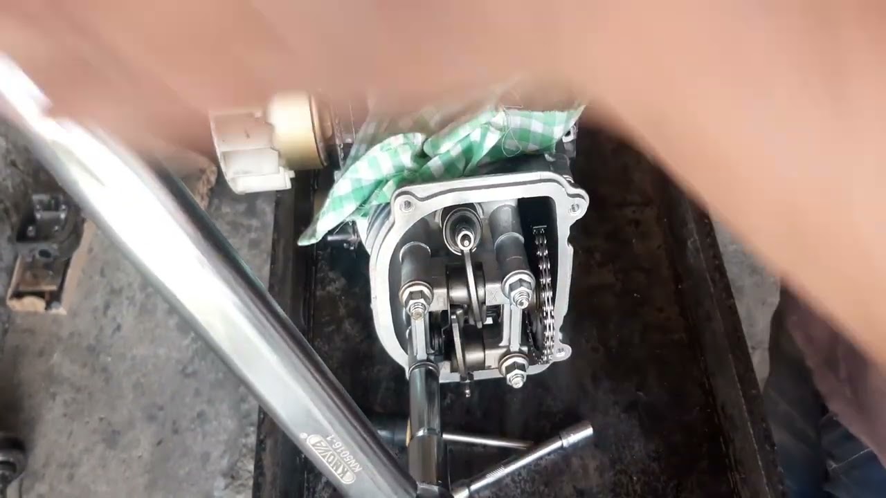 Como torquear la cabeza de la cuatrimoto atv150 italika