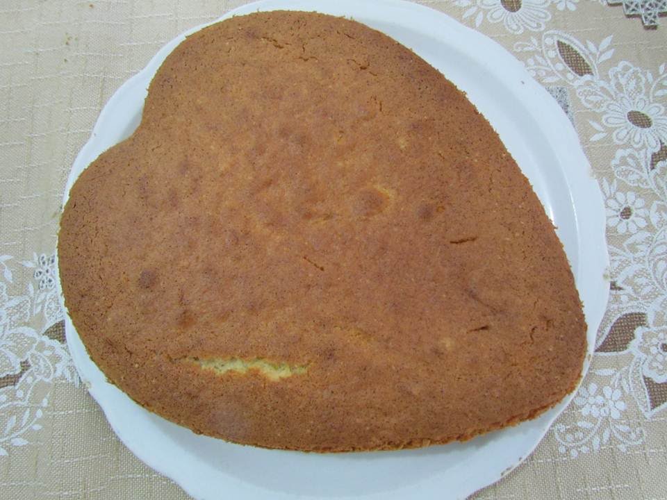 BOLO DE CLARAS - (PARA MINHAS AMIGAS DO CANAL)
