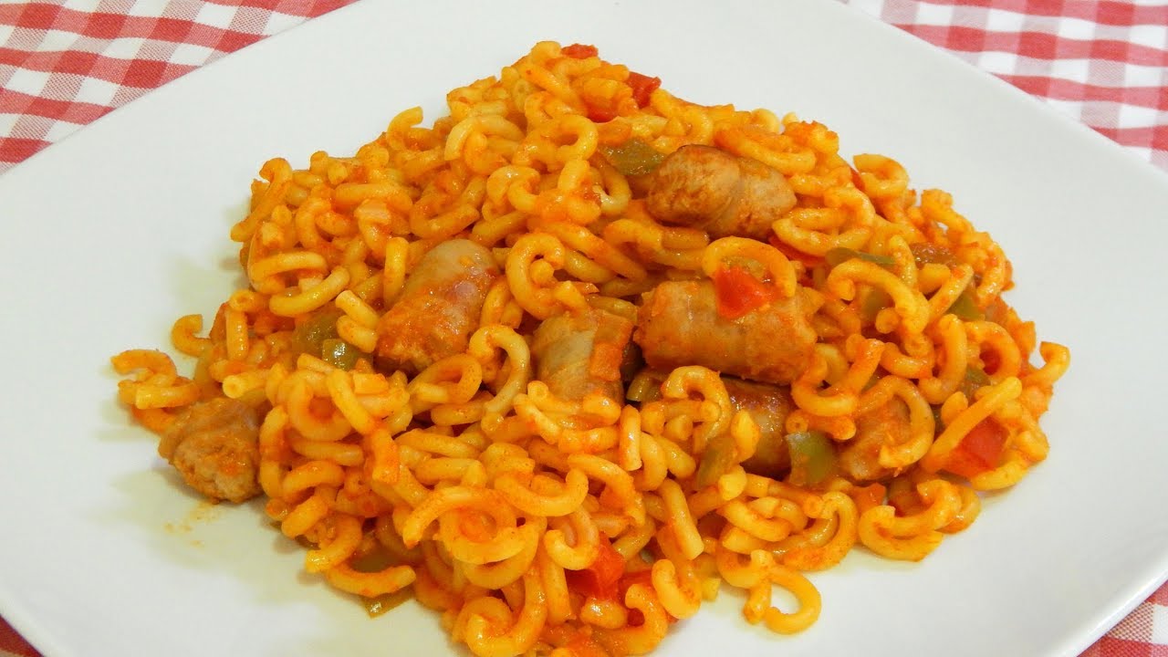 Fideos con salchichas frescas una receta fácil, sabrosa y muy económica