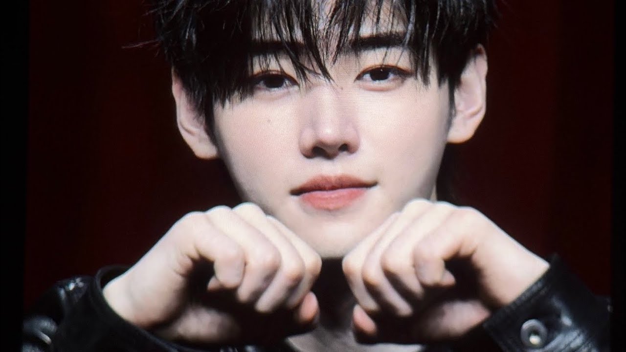 PARK SUNGHOON THE PRETTIEST AND CUTEST PERSON 