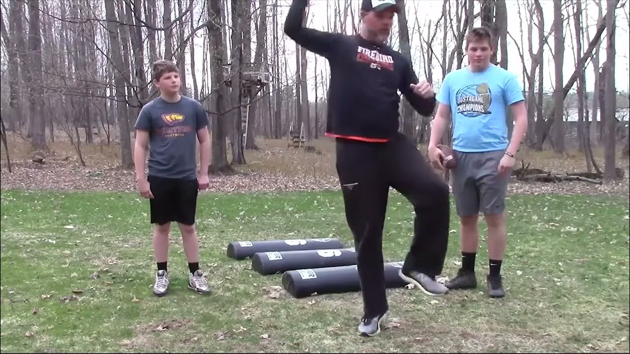 Quarterback Drills :: Throw on Run