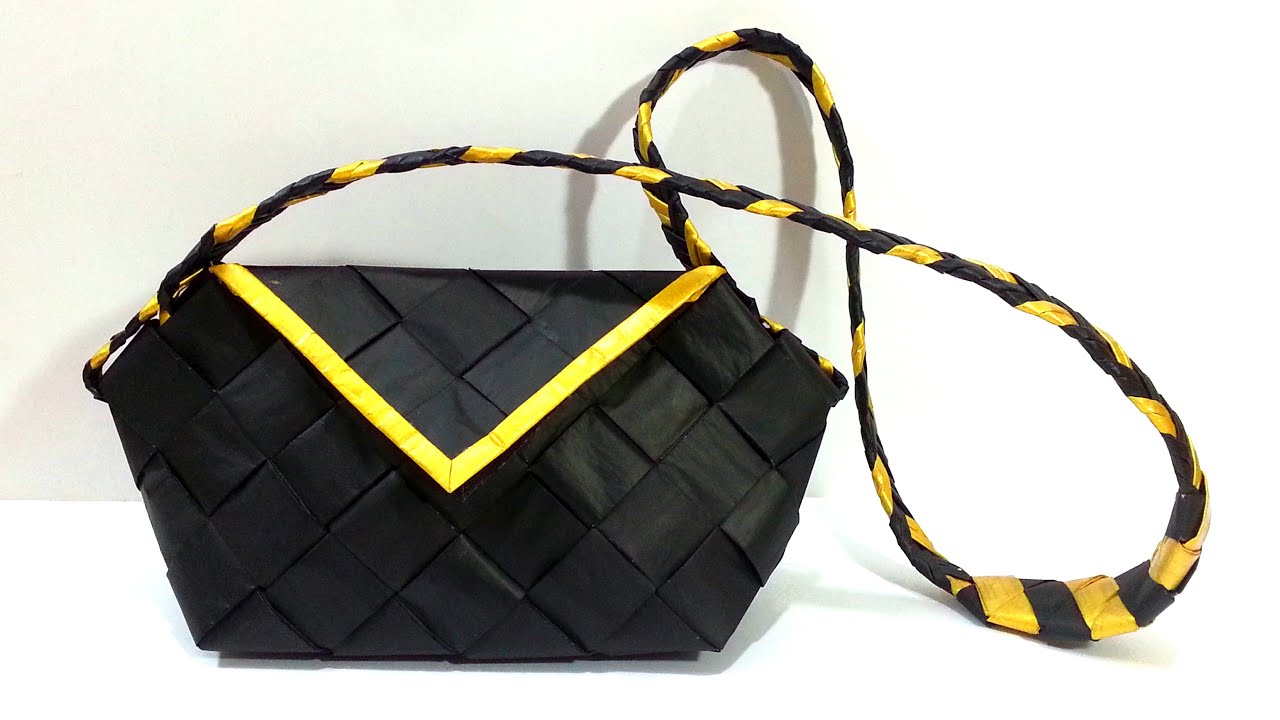 How to make a purse using newspaper