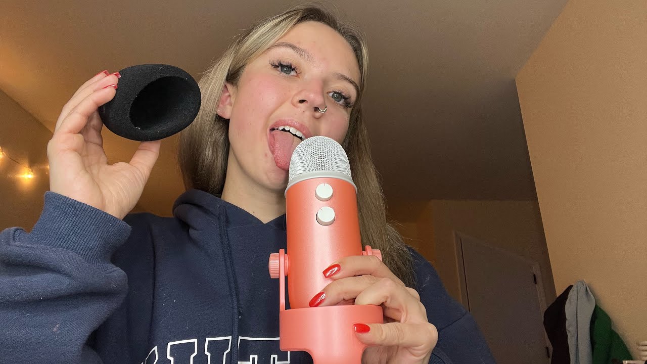 ASMR| Mic Licking 👅 Close To Mic Wet Mouth Sounds| Mic Cover Swirling & Pumping~ Random Taps