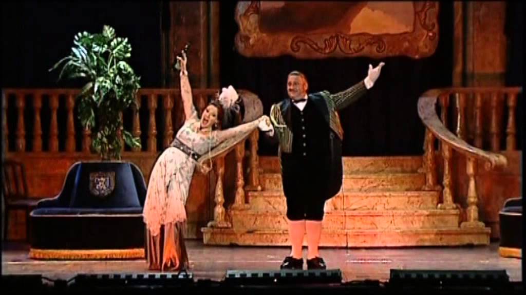Cs&aacute;rd&aacute;skir&aacute;lynő (2009)