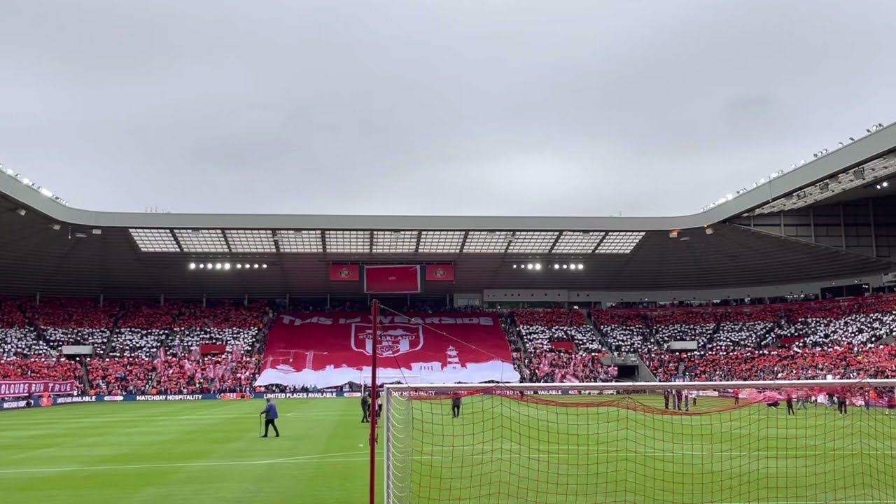 INCREDIBLE ATMOSPHERE AT THE STADIUM OF LIGHT ❤️🔴⚪️
