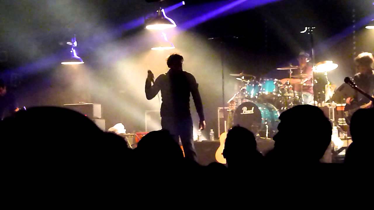 Saez Live - Betty / J'Hallucine - L'Oasis Le Mans 01/12/12