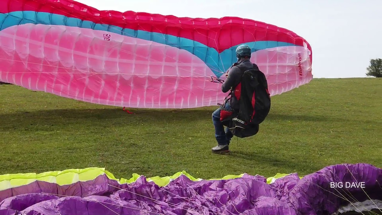 A riser collapse method on a paraglider