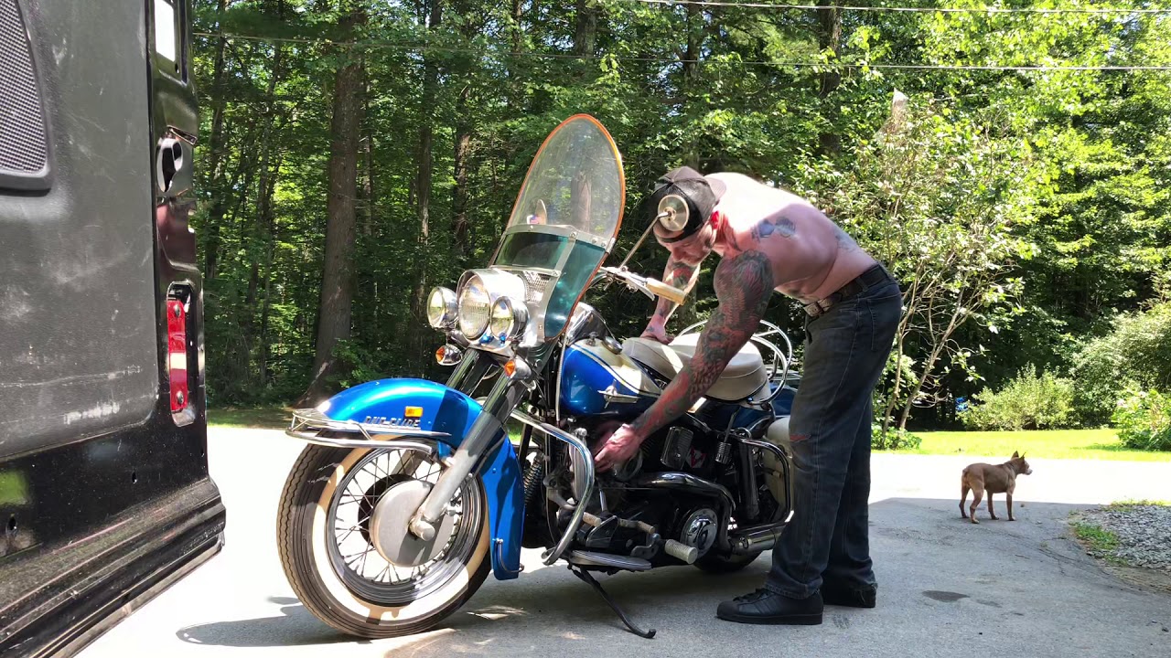 1962 FLH Harley, original. Cream puff