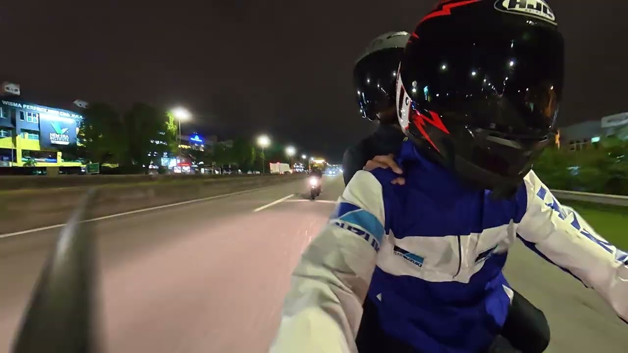 SV650 - Testing Out New DJI Osmo 360 - Night Ride