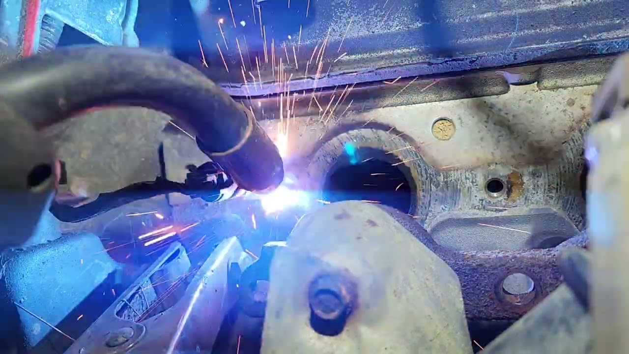 How to get broken bolt out of aluminum head