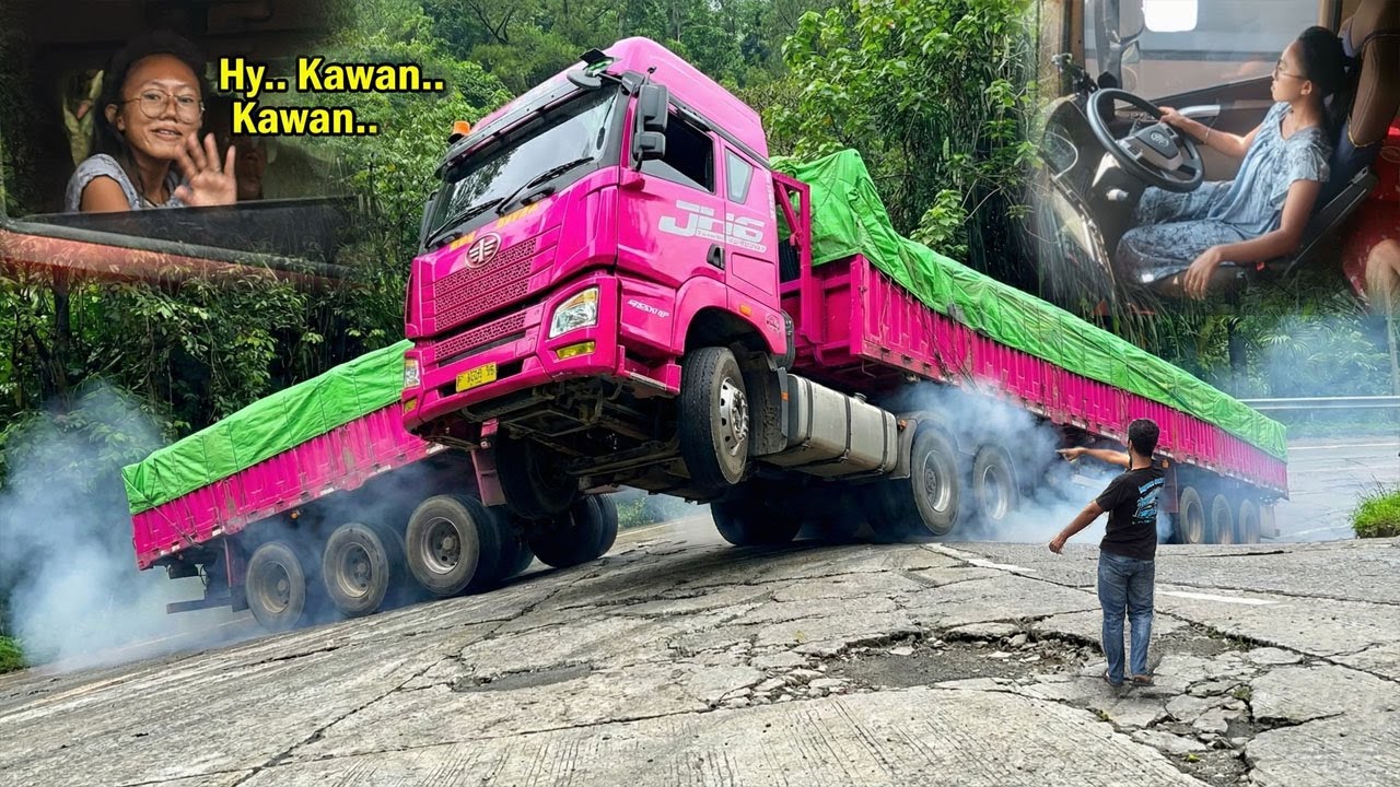 ASLI BIKIN CEMAS !!! Drama Sopir Truk Wanita Cantik Tersiksa Total di Tanjakan Sitinjau Lauik