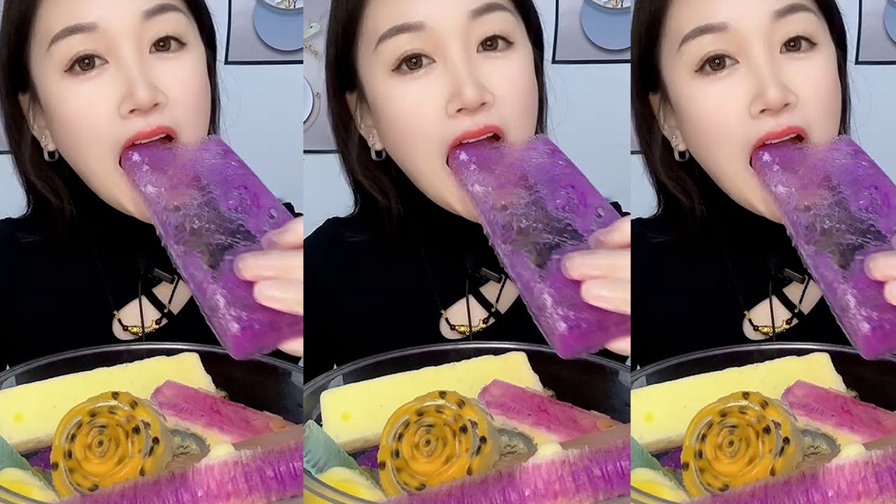 M66 / ASMR MUKBANG ICE EATING SOUNDS FROM THE FROZEN WATER